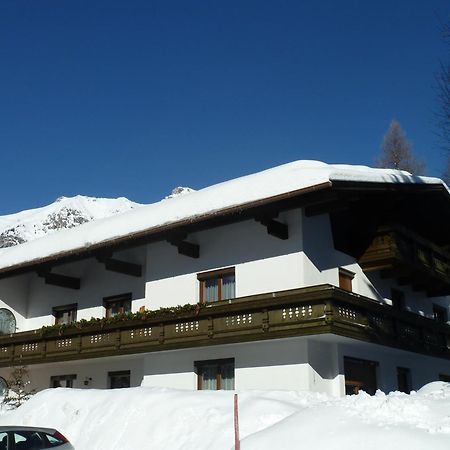 Pension Holzmann Leutasch Exteriör bild