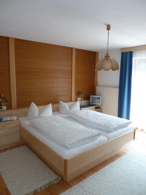 Pension Holzmann Leutasch Exteriör bild